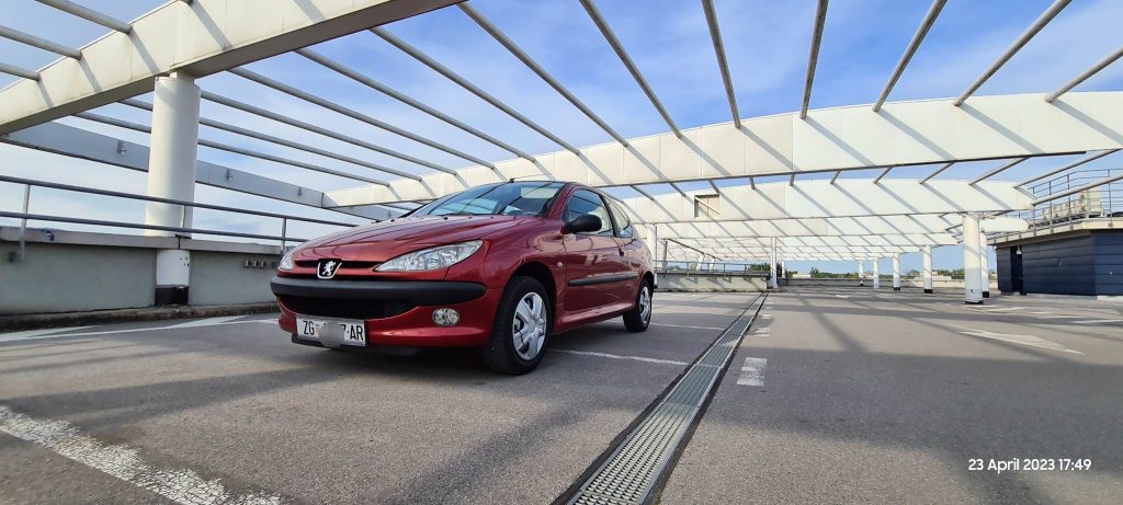 received 1996378710701041