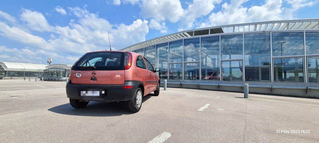 343594300 1060941338212481 3529431820478275852 n