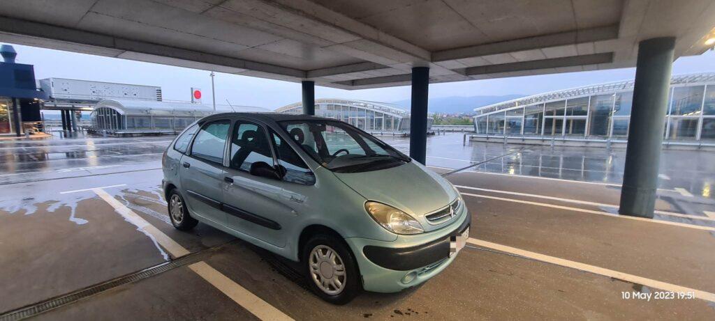 received 246849808003183