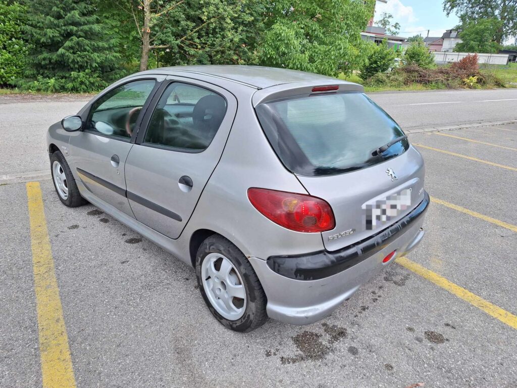 424594317 775221404794643 6396421748935971679 n