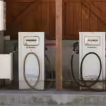 gas station 775896 1280