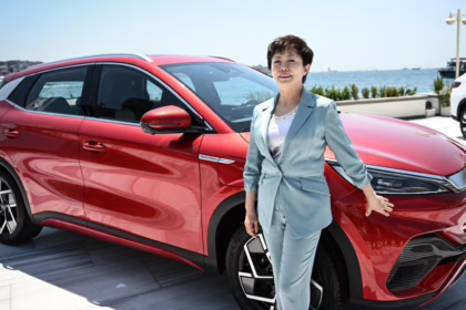 tesla zeli udvostruciti proizvodnju u njemackoj optimisticni smo oko buducnosti