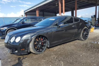 vozite se poput lorda prodaje se bentley s 830 000 kilometara i jeftiniji od oronulog golfa