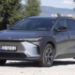 zbogom cudnom imenu toyota ukida neshvacenu oznaku bz za elektricne modele u europi