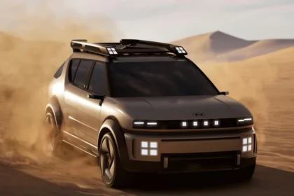 static photos 1764875620