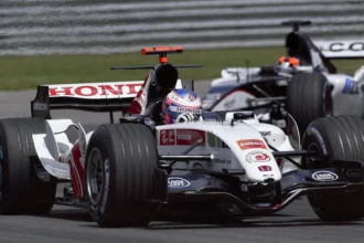 static photos 1764876632