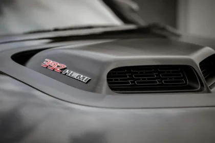 static photos 1765386341