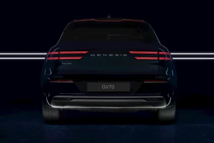 static photos 1765478610