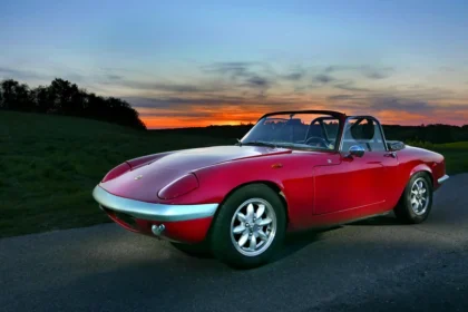 static photos 1765571412