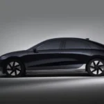 static photos 1765653300