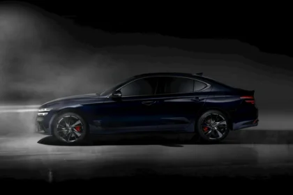 static photos 1765665547