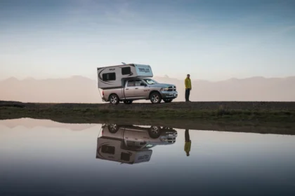 static photos 1765801759