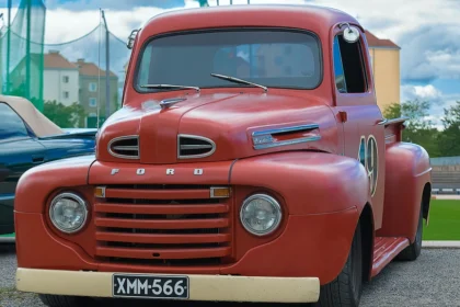 static photos 1765812003