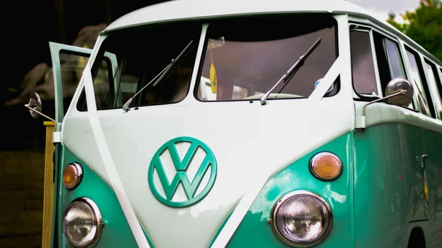 static photos 1765836332