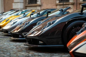 static photos 1765836397