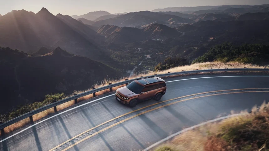 static photos 1765904025