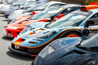 static photos 1765916282