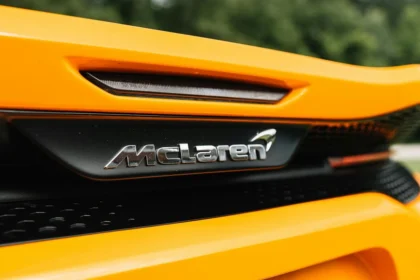 static photos 1765928518