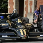 static photos 1766512400