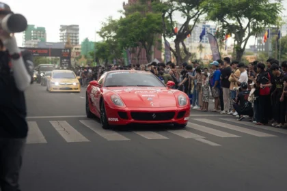 static photos 1766856204