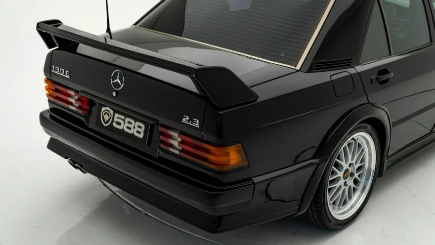 static photos 1766936394